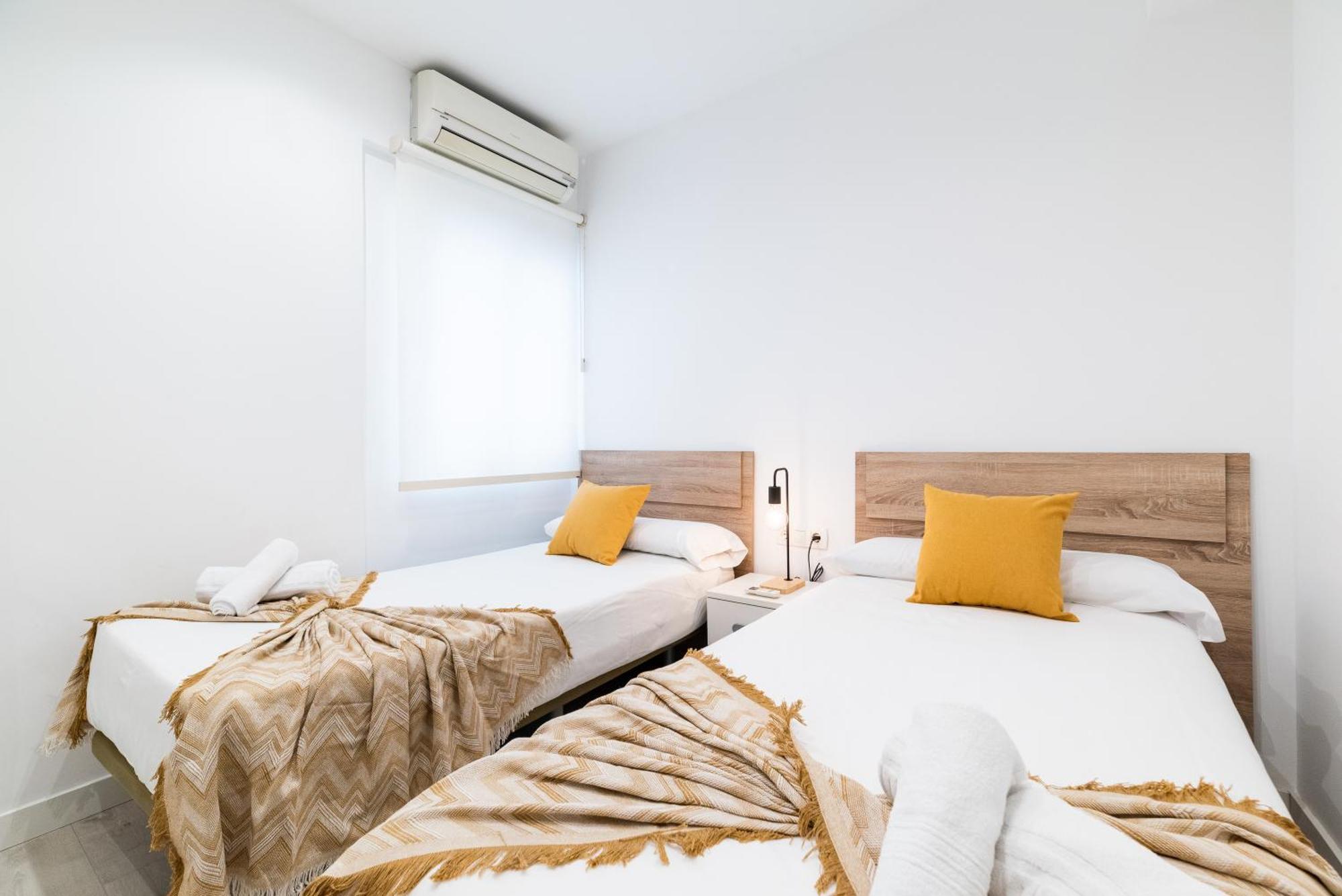 Wekey Homes Granada, Elvira Suites Centro Bagian luar foto