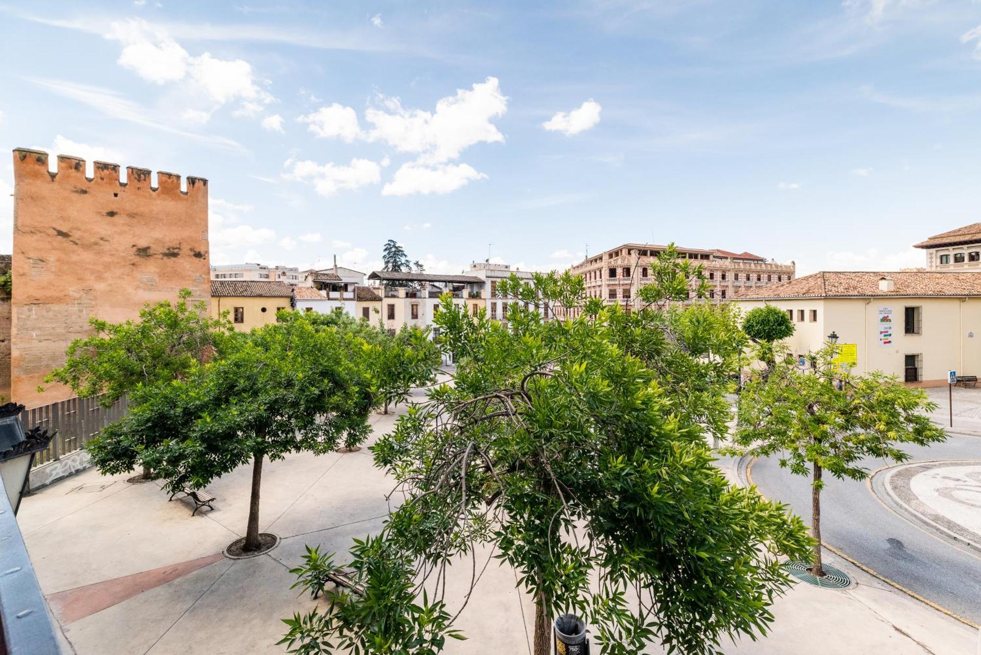 Wekey Homes Granada, Elvira Suites Centro Bagian luar foto