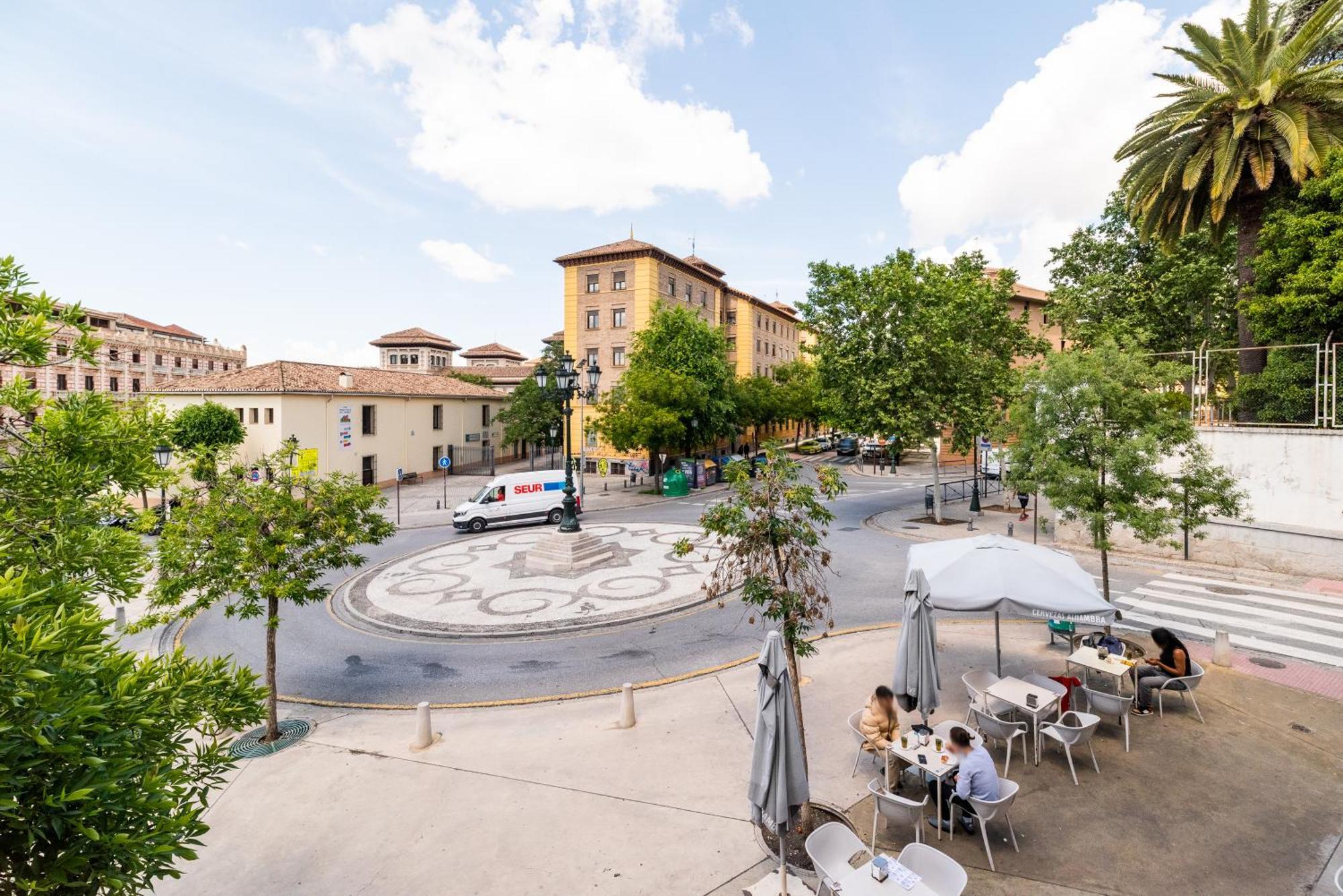 Wekey Homes Granada, Elvira Suites Centro Bagian luar foto