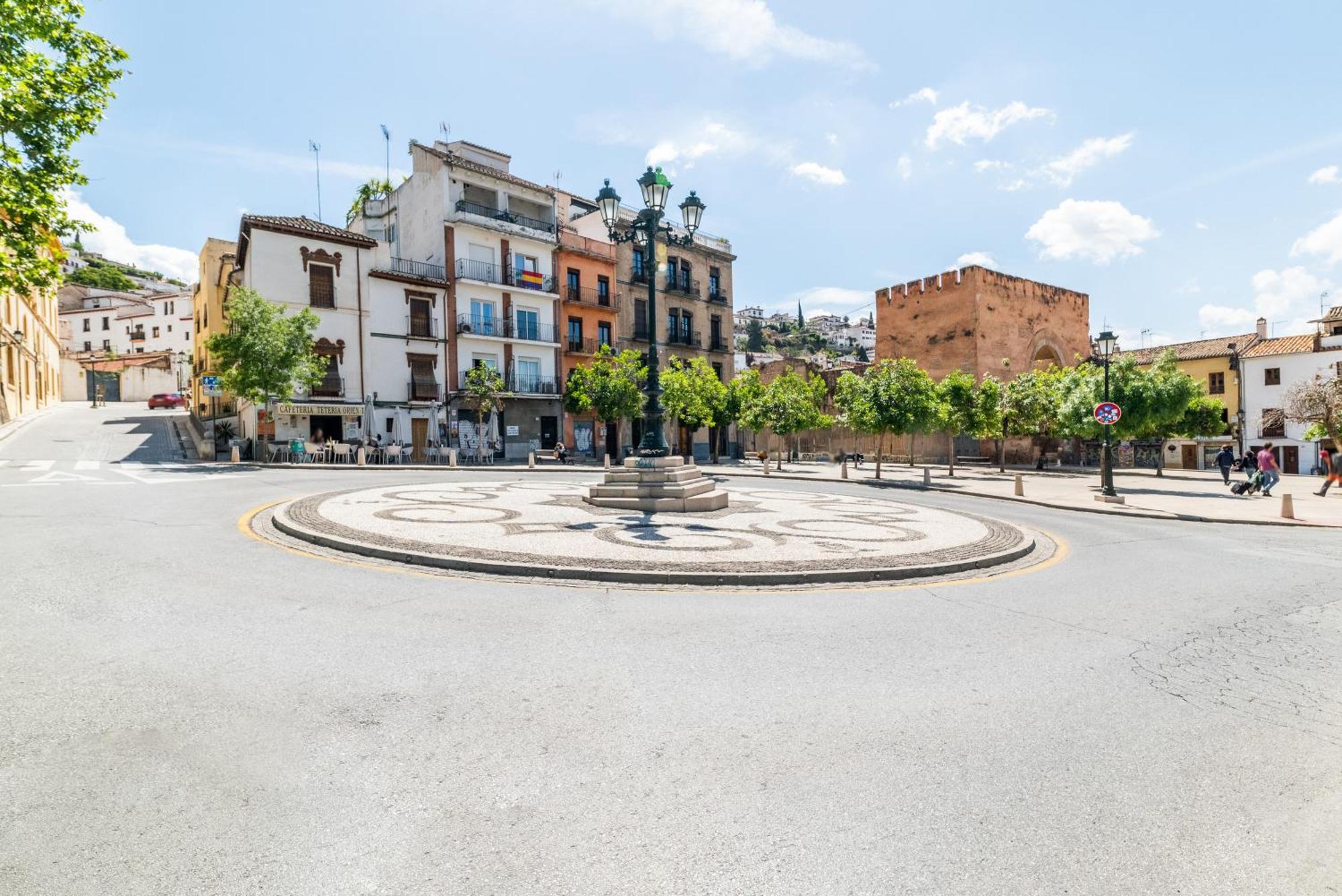 Wekey Homes Granada, Elvira Suites Centro Bagian luar foto